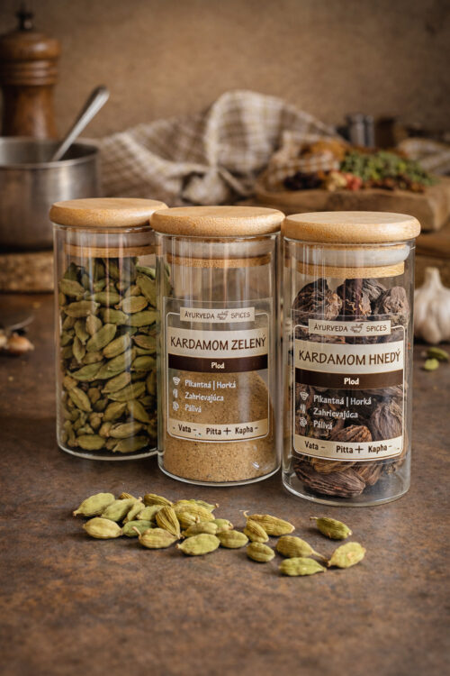 Ajurvédske etikety na korenie